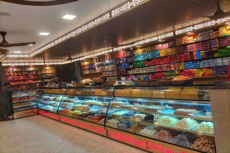 Maharaja Sweets in Gudiyatham - Gudiyatham Ads